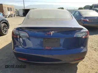 2023 Tesla Model 3 z VIN 5YJ3E1EA5PF547556, wystawiony jako Copart lot #52799655 z przebiegiem 5 242 mil mil oraz Szkoda całkowita • Salvage title. Historia ofert i sprzedaży dostępna na DreamBid. Obrazek 6.
