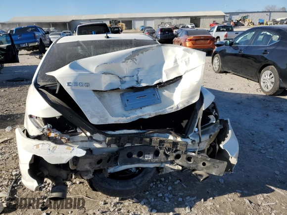 2010 Mercedes-Benz C-Class C 300 Sport with VIN WDDGF5EB7AR090187, listed as a Copart auction lot 88020595 with 165,599 mi miles and Salvage Title. Bid and sale history available at carsss.com. Image 6.