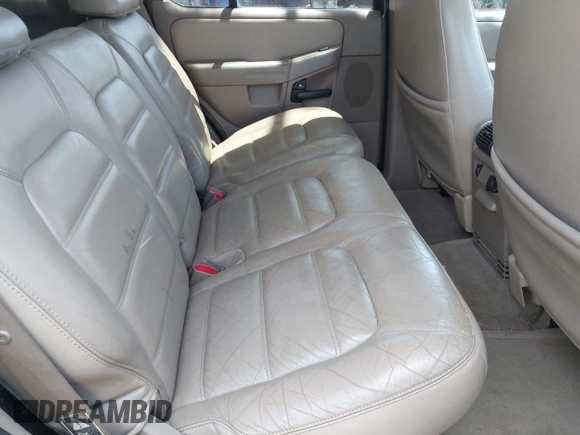 2002 Ford Explorer XLT with VIN 1FMZU73E02UB59460, listed as a IAAI auction lot 42585771 with 140,141 mi miles and . Bid and sale history available at DreamBid. Image 8.
