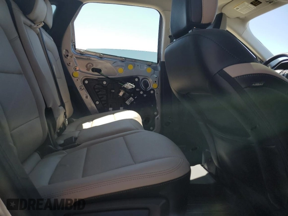 2022 Ford Escape Titanium Plug-In Hybrid with VIN 1FMCU0LZ5NUB74296, listed as a Copart auction lot 61629035 with Not provided miles and Salvage title. Bid and sale history available at DreamBid. Image 10.