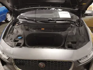2019 Jaguar I-PACE HSE with VIN SADHD2S16K1F76477, listed as a IAAI auction lot 41289868 with 30,952 mi miles. Bid and sale history available at carsss.com. Image 10.