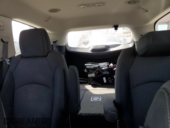 2016 Chevrolet Traverse LT z VIN 1GNKVGKD6GJ224615, wystawiony jako Copart lot #54907605 z przebiegiem Nie podano mil oraz Szkoda całkowita • Salvage title. Historia ofert i sprzedaży dostępna na DreamBid. Obrazek 10.
