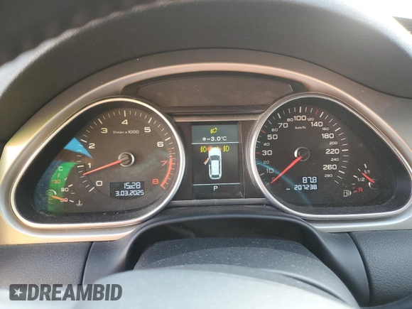 2013 Audi Q7 z VIN WA1VGCFE1DD010650, wystawiony jako Copart lot #47531325 z przebiegiem 207 238 mil mil oraz Szkoda całkowita • Salvage title. Historia ofert i sprzedaży dostępna na DreamBid. Obrazek 9.