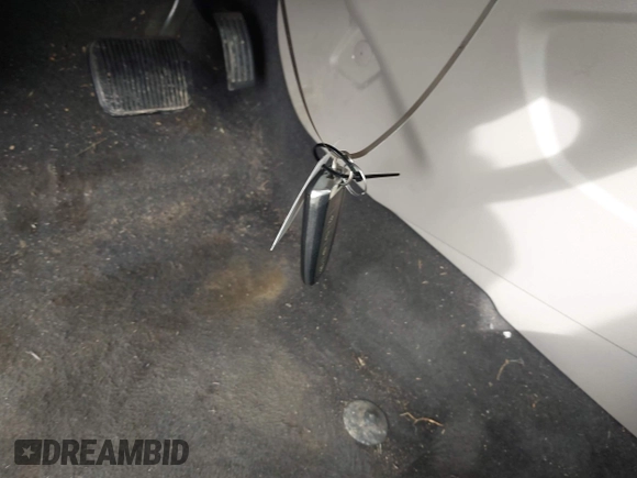 2013 Ford Focus Electric with VIN 1FADP3R49DL273355, listed as a IAAI auction lot 41931111 with 17,078 mi miles and . Bid and sale history available at DreamBid. Image 11.