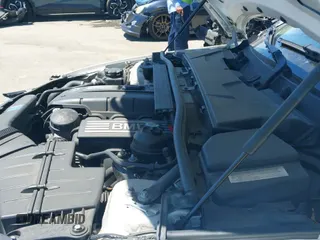 2010 BMW 3 Series 328i с VIN WBAPH5C58AA440231, выставлен на аукционе IAAI как лот 43031069 с пробегом 96 967 миль миль и . История ставок и продаж доступна на DreamBid. Изображение 18.