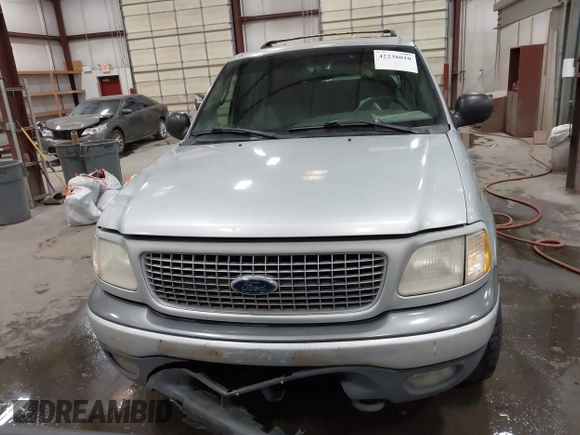 2000 Ford Expedition Special Service z VIN 1FMFU16L2YLC02530, wystawiony jako IAAI lot #42238010 z przebiegiem Nie podano mil oraz . Historia ofert i sprzedaży dostępna na DreamBid. Obrazek 12.