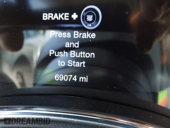 2022 Jeep Grand Cherokee Laredo X with VIN 1C4RJEAG7NC171377, listed as a IAAI auction lot 42592264 with 69,074 mi miles and . Bid and sale history available at DreamBid. Image 15.