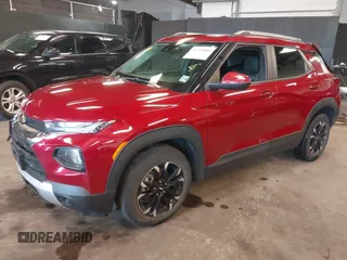 2021 Chevrolet TrailBlazer LT with VIN KL79MPSL0MB003791, listed as a IAAI auction lot 41742069 with 60,472 mi miles. Bid and sale history available at carsss.com. Image 2.