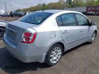 2010 Nissan Sentra 2.0 with VIN 3N1AB6AP1AL673318, listed as a IAAI auction lot 42159751 with 112,567 mi miles and . Bid and sale history available at DreamBid. Image 4.