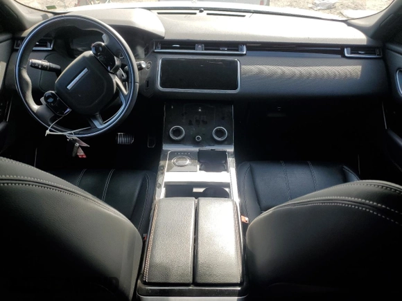 2020 Land Rover Range Rover Velar R-Dynamic S z VIN SALYK2EX7LA292946, wystawiony jako Copart lot #52327355 z przebiegiem 30 688 mil mil oraz Szkoda całkowita • Salvage title. Historia ofert i sprzedaży dostępna na DreamBid. Obrazek 8.