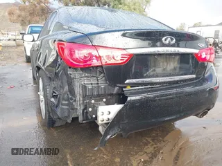 2014 Infiniti Q50 with VIN JN1BV7AP8EM675841, listed as a IAAI auction lot 41582924 with 139,637 mi miles. Bid and sale history available at carsss.com. Image 18.