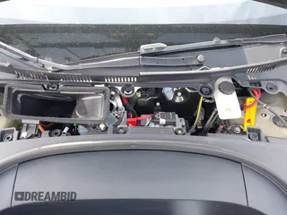 2024 Tesla Model 3 z VIN 5YJ3E1EA4RF742745, wystawiony jako IAAI lot #42085235 z przebiegiem 28 094 mil mil oraz . Historia ofert i sprzedaży dostępna na DreamBid. Obrazek 10.