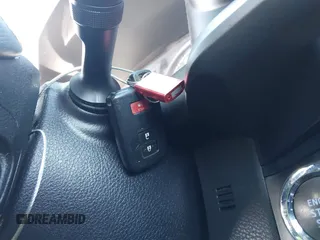 2021 Toyota Tacoma SR z VIN 3TMCZ5AN7MM395940, wystawiony jako IAAI lot #41860127 z przebiegiem 39 338 mil mil oraz . Historia ofert i sprzedaży dostępna na DreamBid. Obrazek 11.