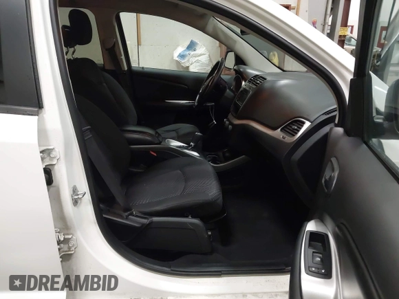 2015 Dodge Journey SXT with VIN 3C4PDCBG6FT709042, listed as a IAAI auction lot 41979307 with 116,713 mi miles and . Bid and sale history available at DreamBid. Image 5.