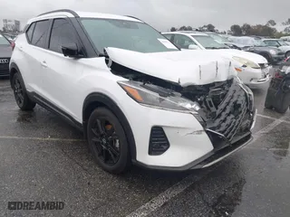 2023 Nissan Kicks SR with VIN 3N1CP5DV9PL507605, listed as a IAAI auction lot 41568494 with 25,724 mi miles. Bid and sale history available at carsss.com. Image 1.