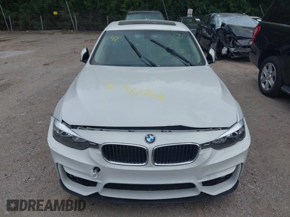 2013 BMW 3 Series 328i xDrive with VIN WBA3B5C5XDJ598557, listed as a IAAI auction lot 42747733 with 153,989 mi miles and . Bid and sale history available at DreamBid. Image 6.