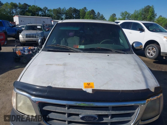 2002 Ford F-150 XL with VIN 1FTRX17272NA51467, listed as a IAAI auction lot 42095907 with 1 mi miles. Bid and sale history available at carsss.com. Image 10.