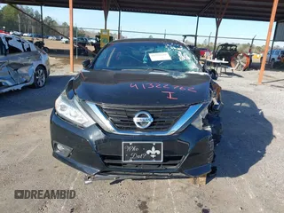 2018 Nissan Altima SR with VIN 1N4AL3AP4JC261940, listed as a IAAI auction lot 41322762 with 143,254 mi miles and . Bid and sale history available at carsss.com. Image 11.