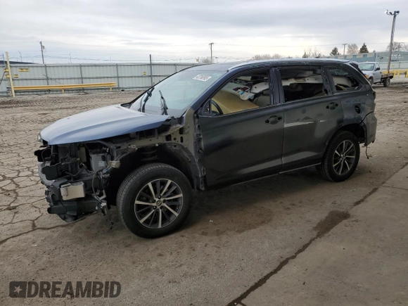 2018 Toyota Highlander SE z VIN 5TDJZRFH8JS840487, wystawiony jako Copart lot #43796995 z przebiegiem 86 997 mil mil oraz Nie do naprawy • Non repairable. Historia ofert i sprzedaży dostępna na DreamBid. Obrazek 1.