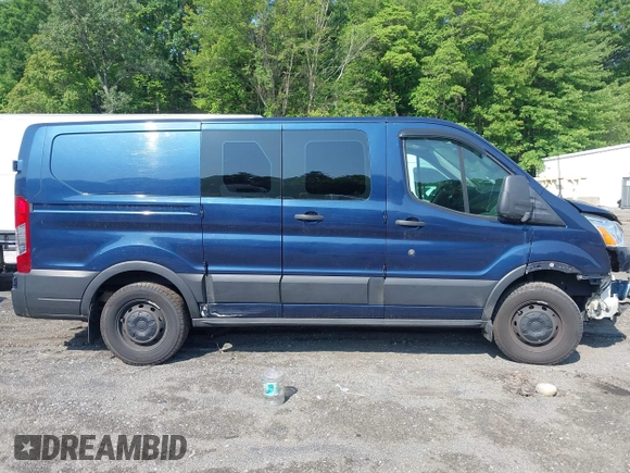 2019 Ford Transit z VIN 1FTYR1ZG6KKA84380, wystawiony jako IAAI lot #42456376 z przebiegiem 112 719 mil mil oraz . Historia ofert i sprzedaży dostępna na DreamBid. Obrazek 13.