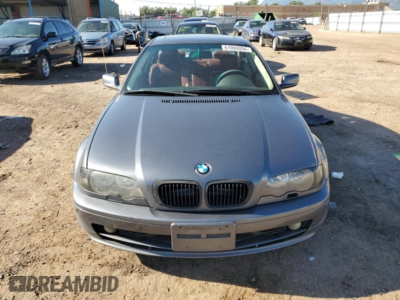 2001 BMW 3 Series 325Ci with VIN WBABN33491JW49847, listed as a Copart auction lot 67066094 with 137,068 mi miles and Salvage Title. Bid and sale history available at carsss.com. Image 5.