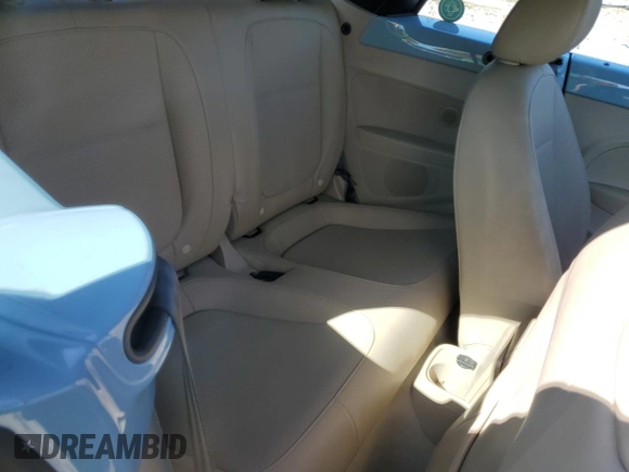 2015 Volkswagen Beetle 1.8T w/Tech with VIN 3VW517AT6FM814726, listed as a Copart auction lot 51413895 with 59,007 mi miles and Salvage Title. Bid and sale history available at DreamBid. Image 10.