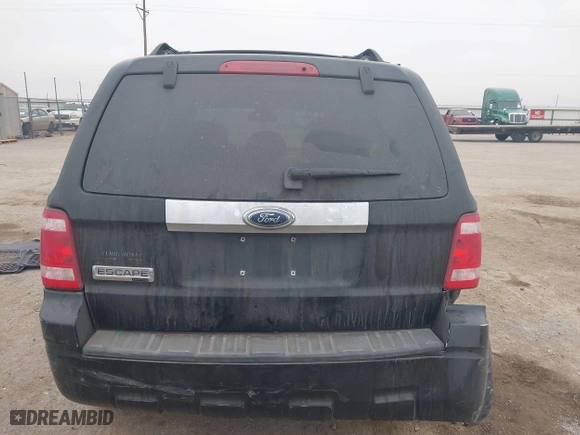 2008 Ford Escape Limited with VIN 1FMCU04198KD92105, listed as a IAAI auction lot 41559245 with 189,821 mi miles. Bid and sale history available at carsss.com. Image 15.