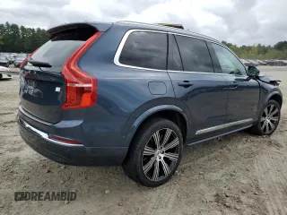 2023 Volvo XC90 Plus z VIN YV4H600N7P1982270, wystawiony jako Copart lot #71889094 z przebiegiem 9 077 mil mil oraz Szkoda całkowita • Salvage title. Historia ofert i sprzedaży dostępna na DreamBid. Obrazek 3.