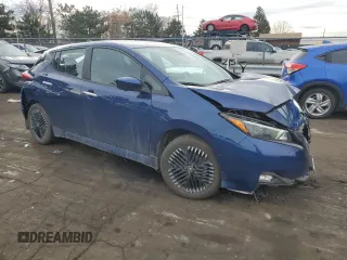 2025 Nissan LEAF SV Plus with VIN 1N4CZ1CV0SC560964, listed as a Copart auction lot 86388134 with 1,921 mi miles and Salvage Title. Bid and sale history available at carsss.com. Image 4.