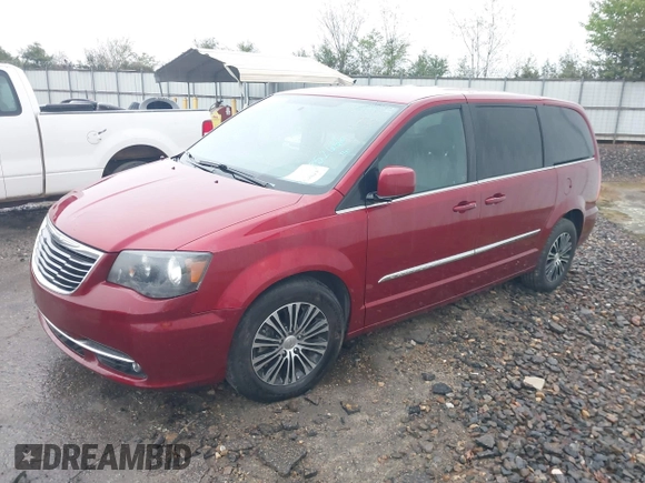 2014 Chrysler Town & Country S with VIN 2C4RC1HG6ER307238, listed as a IAAI auction lot 41852666 with 131,301 mi miles. Bid and sale history available at carsss.com. Image 2.