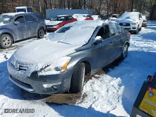 2013 Nissan Altima 2.5 SL with VIN 1N4AL3AP1DN473509, listed as a IAAI auction lot 41371667 with 192,000 mi miles. Bid and sale history available at carsss.com. Image 2.