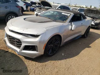 2018 Chevrolet Camaro ZL1 with VIN 1G1FK3D6XJ0132018, listed as a Copart auction lot 71005784 with 15,172 mi miles and Salvage Title. Bid and sale history available at carsss.com. Image 1.