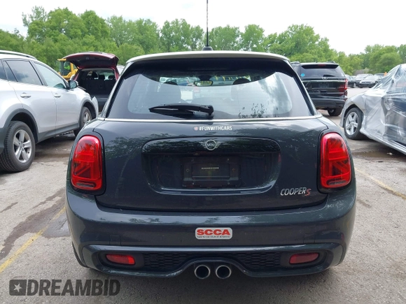 2019 MINI Hardtop 4 Door Cooper S z VIN WMWXU3C54K2H86856, wystawiony jako IAAI lot #42201474 z przebiegiem 56 610 mil mil oraz . Historia ofert i sprzedaży dostępna na DreamBid. Obrazek 16.