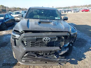 2024 Toyota Tacoma 4WD SR5 with VIN 3TMLB5JN8RM022627, listed as a IAAI auction lot 41245795 with 6,752 mi miles. Bid and sale history available at carsss.com. Image 12.