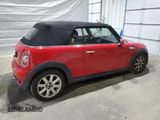 2014 MINI Convertible S z VIN WMWZP3C5XET706388, wystawiony jako Copart lot #51065435 z przebiegiem 122 379 mil mil oraz Szkoda całkowita • Salvage title. Historia ofert i sprzedaży dostępna na DreamBid. Obrazek 3.