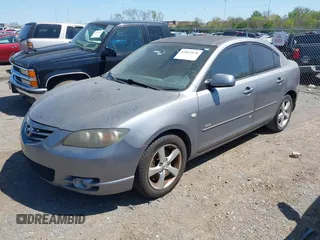 2006 Mazda 3 s Grand Touring with VIN JM1BK323261410457, listed as a IAAI auction lot 42057678 with 203,872 mi miles. Bid and sale history available at carsss.com. Image 2.