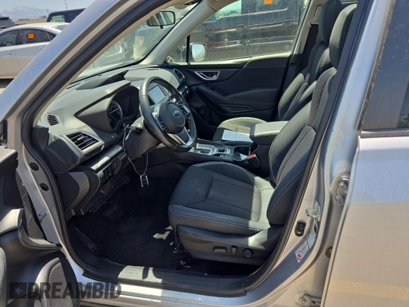 2019 Subaru Forester Premium with VIN JF2SKAGC7KH552139, listed as a IAAI auction lot 42566945 with 204,278 mi miles and . Bid and sale history available at DreamBid. Image 19.