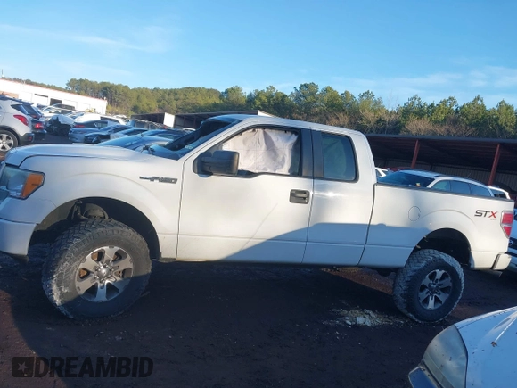 2014 Ford F-150 XL with VIN 1FTFX1EF0EFA23615, listed as a IAAI auction lot 41443935 with 241,426 mi miles. Bid and sale history available at carsss.com. Image 14.