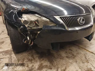 2009 Lexus IS 250 z VIN JTHCK262092031809, wystawiony jako IAAI lot #41993592 z przebiegiem 224 205 mil mil oraz . Historia ofert i sprzedaży dostępna na DreamBid. Obrazek 6.