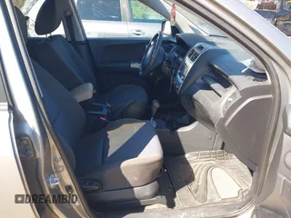 2010 Kia Sportage LX with VIN KNDKGCA38A7733453, listed as a IAAI auction lot 41932937 with 148,056 mi miles and . Bid and sale history available at carsss.com. Image 5.