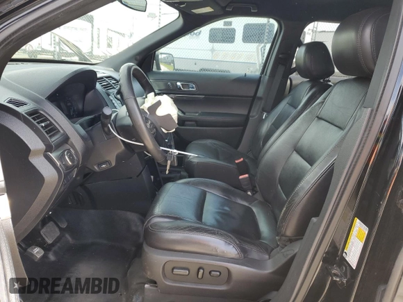 2017 Ford Police Interceptor Utility z VIN 1FM5K8AT2HGD07384, wystawiony jako Copart lot #48473455 z przebiegiem 99 193 mil mil oraz Szkoda całkowita • Salvage title. Historia ofert i sprzedaży dostępna na DreamBid. Obrazek 7.