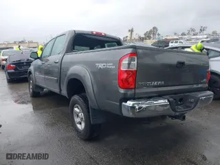 2005 Toyota Tundra SR5 with VIN 5TBET34125S490679, listed as a IAAI auction lot 41807573 with 173,754 mi miles. Bid and sale history available at carsss.com. Image 3.