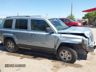 2013 Jeep Patriot Sport with VIN 1C4NJPBA5DD186974, listed as a IAAI auction lot 41900552 with 127,717 mi miles. Bid and sale history available at carsss.com. Image 13.