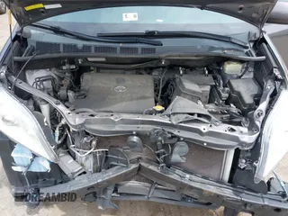 2015 Toyota Sienna Limited z VIN 5TDDK3DC6FS111675, wystawiony jako IAAI lot #42240747 z przebiegiem 124 967 mil mil oraz . Historia ofert i sprzedaży dostępna na DreamBid. Obrazek 10.