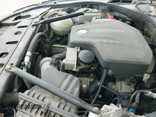 2012 BMW 5 Series 528i xDrive с VIN WBAXH5C56CDW09535, выставлен на аукционе IAAI как лот 42098041 с пробегом 129 221 миль миль и . История ставок и продаж доступна на DreamBid. Изображение 12.