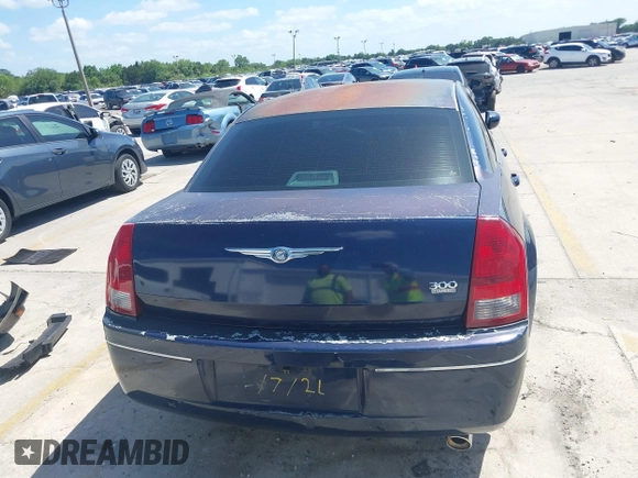 2005 Chrysler 300 with VIN 2C3JA53G25H167944, listed as a IAAI auction lot 41963114 with 196,635 mi miles. Bid and sale history available at carsss.com. Image 17.