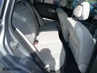 2014 Mercedes-Benz GLK-Class GLK 250 BlueTEC with VIN WDCGG0EB9EG294446, listed as a IAAI auction lot 41668946 with 189,657 mi miles. Bid and sale history available at carsss.com. Image 8.