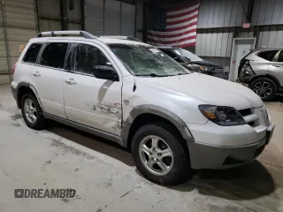 2003 Mitsubishi Outlander LS with VIN JA4LX31G63U075640, listed as a Copart auction lot 87847245 with 151,586 mi miles and Salvage Title. Bid and sale history available at carsss.com. Image 4.