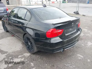 2011 BMW 3 Series 335i xDrive с VIN WBAPL5C53BA742364, выставлен на аукционе IAAI как лот 42604717 с пробегом 157 418 миль миль и . История ставок и продаж доступна на DreamBid. Изображение 3.