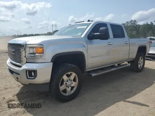 2015 GMC Sierra 2500HD Denali z VIN 1GT120E84FF118006, wystawiony jako Copart lot #57758415 z przebiegiem 190 147 mil mil oraz Szkoda całkowita • Salvage title. Historia ofert i sprzedaży dostępna na DreamBid. Obrazek 1.